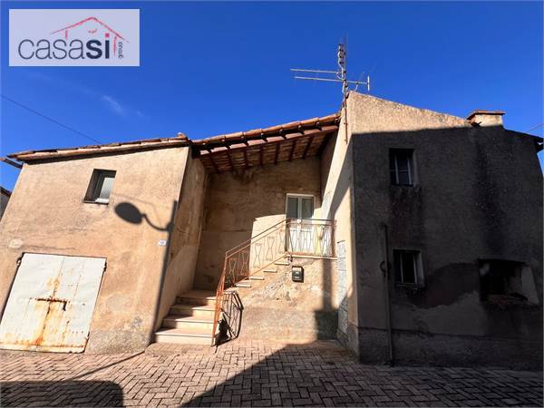 Town House for sale in Avigliano Umbro